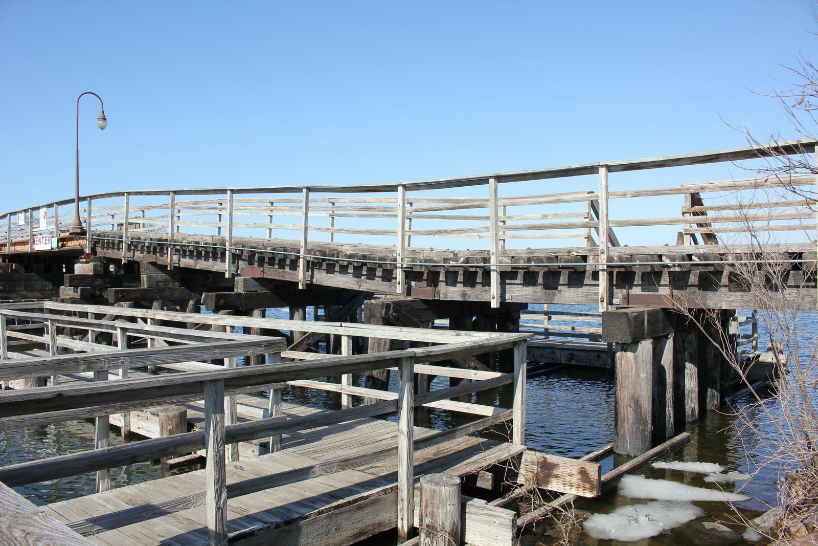 South approach, showing ramped approaches